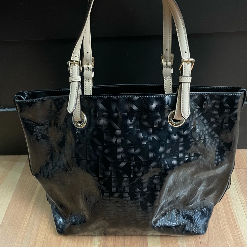 Michael Kors shoulder bag